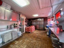 Gewerbe EG Betongold! Solides Wohn- und Gesch�ftshaus in Neustadt bei Coburg!