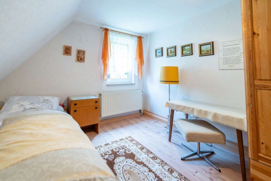 Kind 1/ B�ro Obergeschoss Einfamilienhaus Schalkau