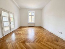 Wohnzimmer Gro�z�gige 3-Zimmerwohnung mit Stellplatz!