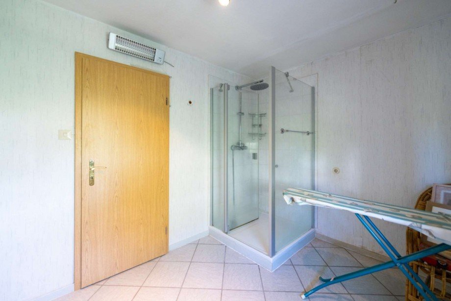 Badezimmer 2 EG Einfamilienhaus R�dental