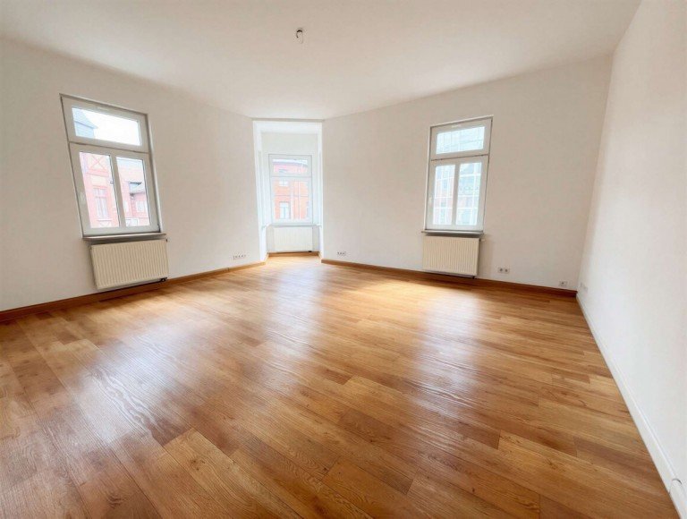Wohnzimmer Sonneberg Maisonettewohnung *Gro�z�gig wohnen auf 2 Etagen* 3,5- Zimmerwohnung im Zentrum von Sonneberg!