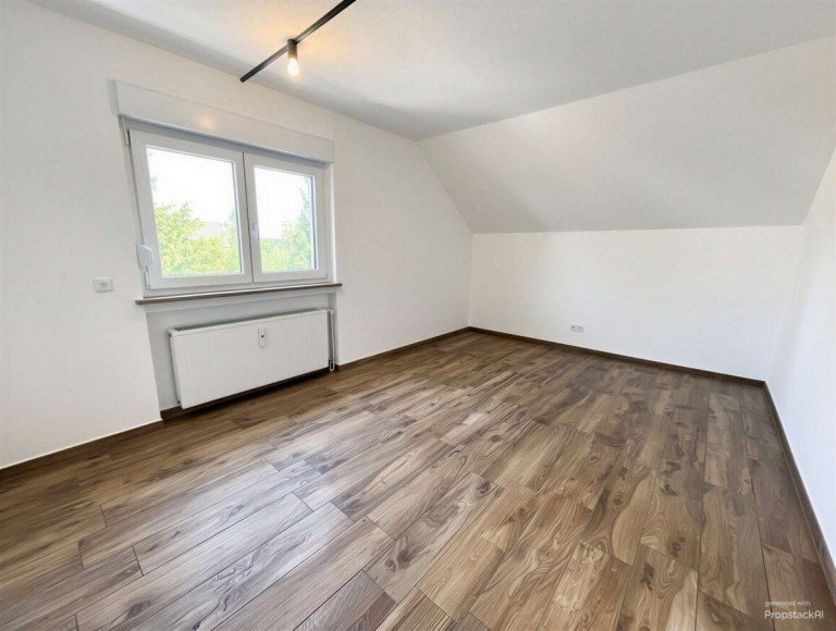 Schlafzimmer 1 Ebersdorf bei Coburg Wohnung Renovierte 3-Zimmer-Wohnung mit Balkon in Ebersdorf!